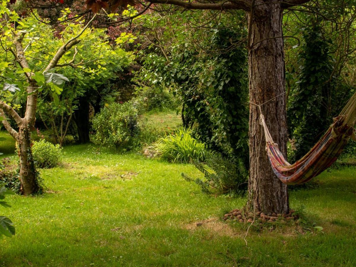 Une Suite Au Jardin Hyenville Buitenkant foto
